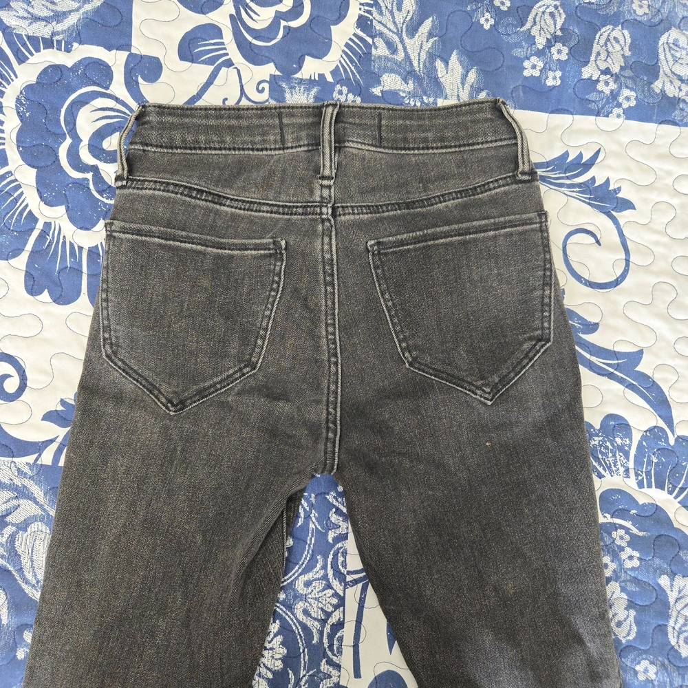 Hollister Soft Stretch High Rise Black/Gray Flare Jeans - Picture 3 of 5